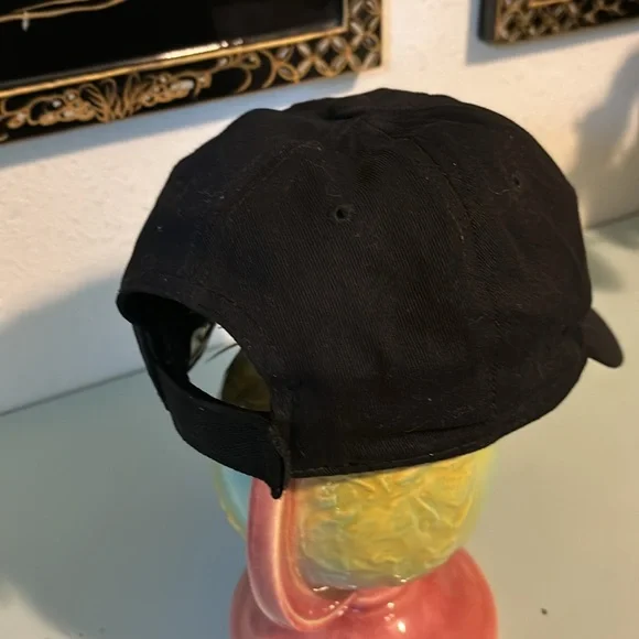 JK CAP. Women’s Black Cap, adjustable. - Picture 2 of 2